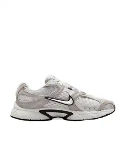 V5 Sneaker